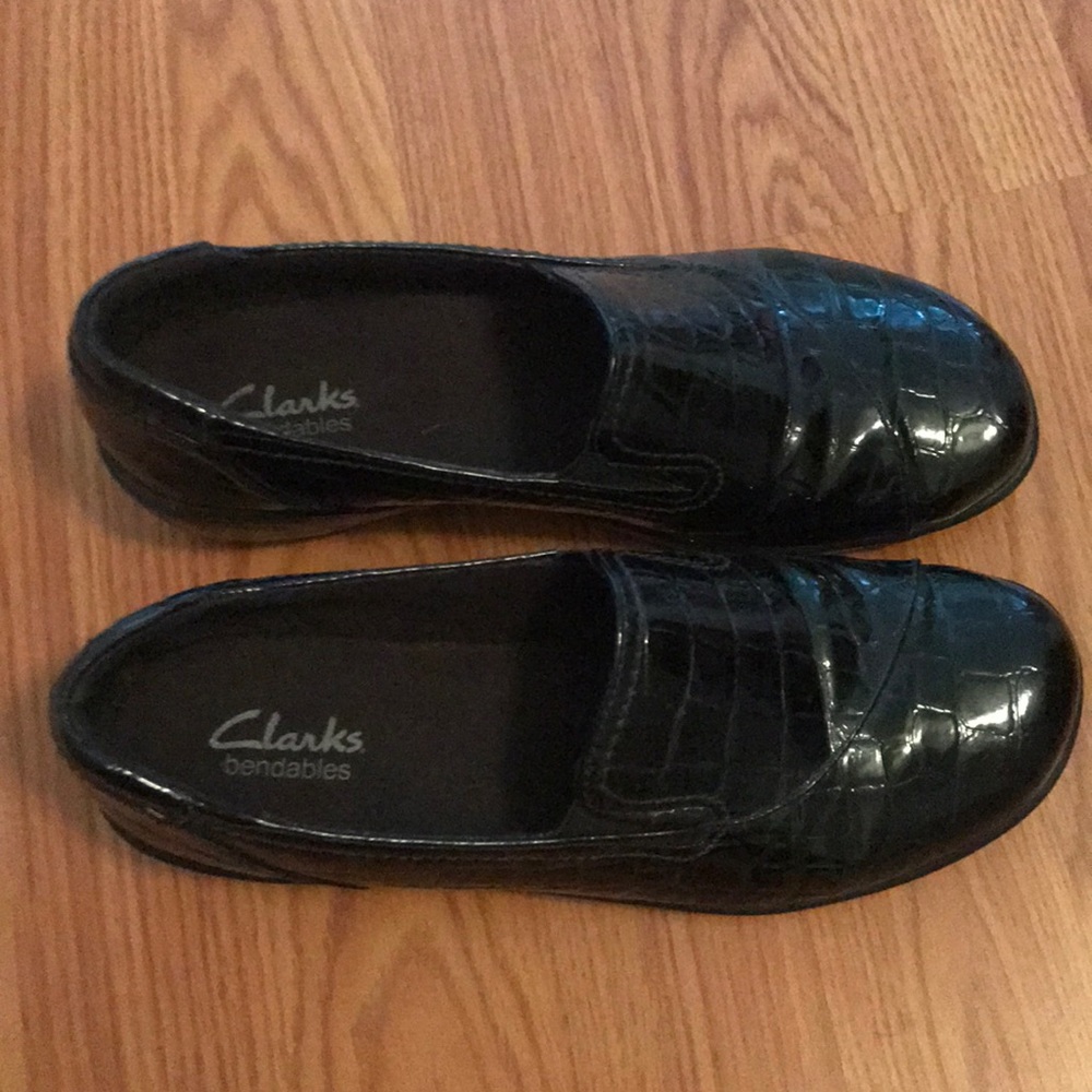 Black Clark’s shoe
